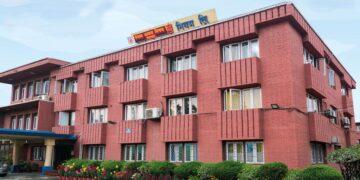 पेट्राेल पम्पमा उपभाेक्ताकाे लाइन, छलफलमा निगम