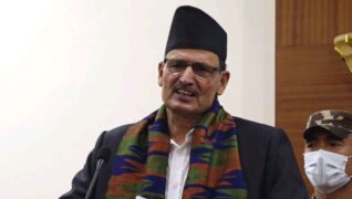 जबराविरुद्ध महाभियोगमाथि अध्ययन छिट्टै सक्न सभामुख सापकोटाको आग्रह