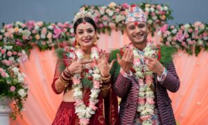 विवाह बन्धनमा बाँधिए निता ढुंगाना र हरिहर अधिकारी