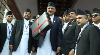 सरकारले ल्यायाे १७ खर्ब ५१ अर्ब ३१ करोड रुपैयाँ बजेट