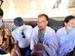 सारुकका पिता नर्भिक अस्पतालको आईसीयूमा