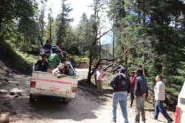 हुम्लाकाे बस्तीहरुमा गाडी जानथालेपछी यात्रामा सहज