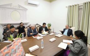 प्रधानमन्त्रीको निर्देशन : जलविद्युत् आयोजना होल्ड गरेर काम नगर्नेको लाइसेन्स खारेज गर्नू
