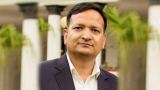 अनुभव र क्षमताले खारिएका भण्डारी जसले हाँक्दैछन् दूरसञ्चार प्राधिकरण