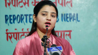 शीतलकृष्ण महाराजले अन्याय गरेकाे श्रीमतीको आरोप (भिडिओसहित)